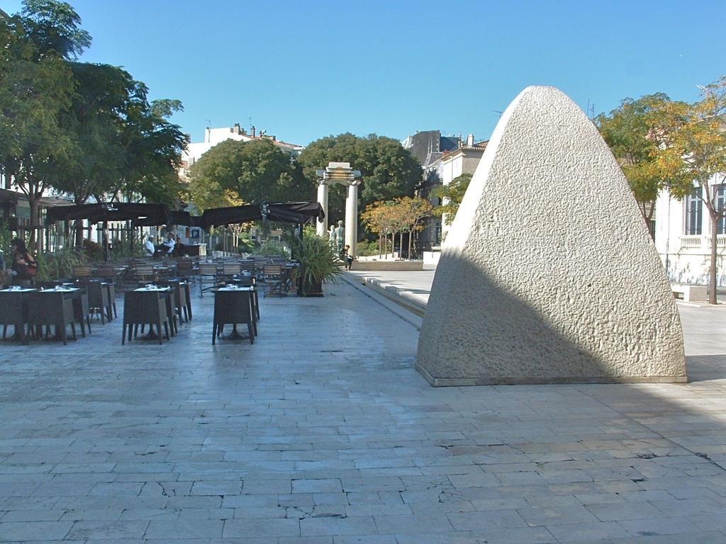 מארגריט Le Cherche Midi, Entre Nimes, Le Pont Du Gard, Uzes, Arles מראה חיצוני תמונה